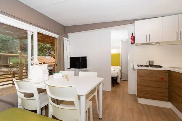 Deluxe Mobile Home, 2 Bedrooms
