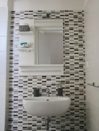 Üç Kişilik Oda