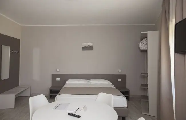 Deluxe Stüdyo, Küçük Mutfak
