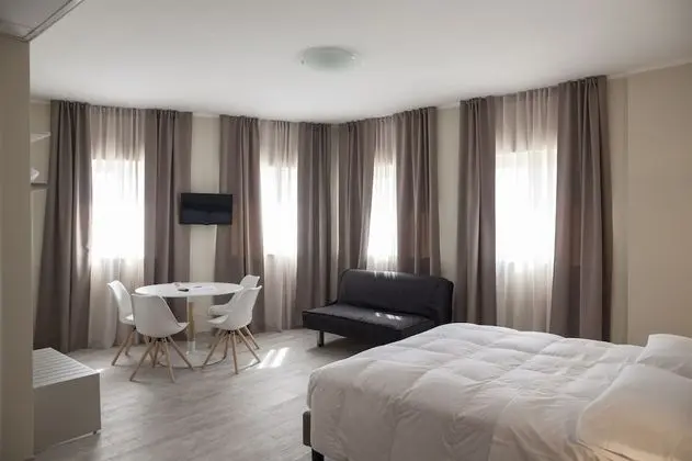 Deluxe Stüdyo, Küçük Mutfak