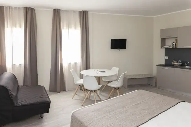 Deluxe Stüdyo, Küçük Mutfak