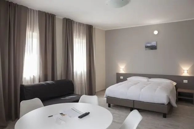 Deluxe Stüdyo, Küçük Mutfak
