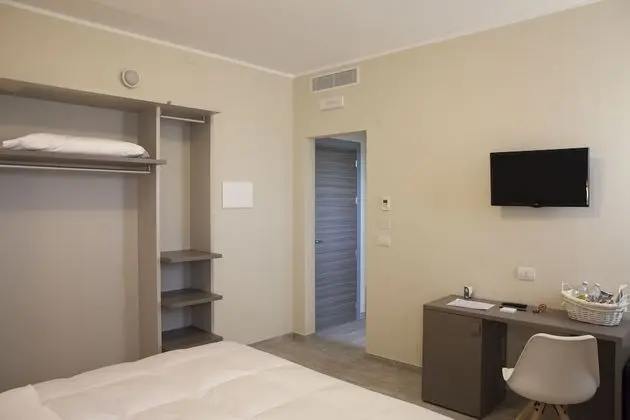 Standard Tek Büyük veya İki Ayrı Yataklı Oda