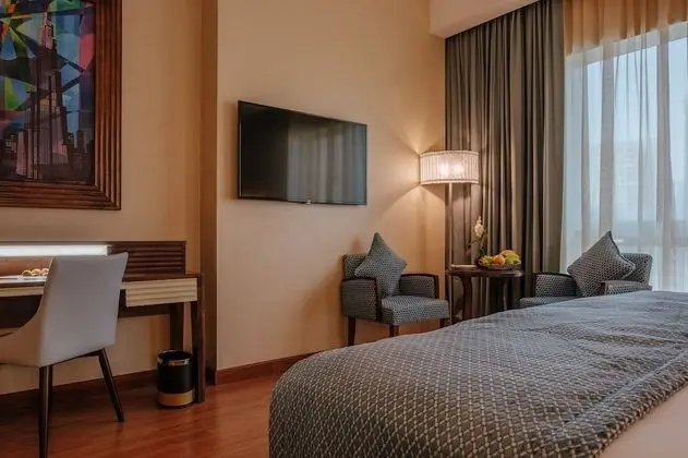 Deluxe Oda, 1 En Büyük (King) Boy Yatak, Şehir Manzaralı