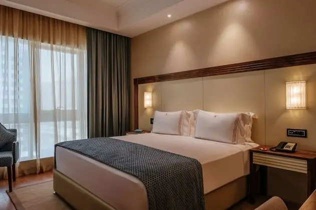 Deluxe Oda, 1 En Büyük (King) Boy Yatak, Şehir Manzaralı