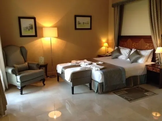 Deluxe Tek Büyük Yataklı Oda, Golf Manzaralı