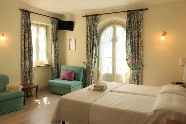 Superior Tek Büyük Yataklı Oda, Balkon, Göl Manzaralı