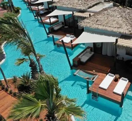 Grand Bungalov, Sıcak Su Küveti (Over water)