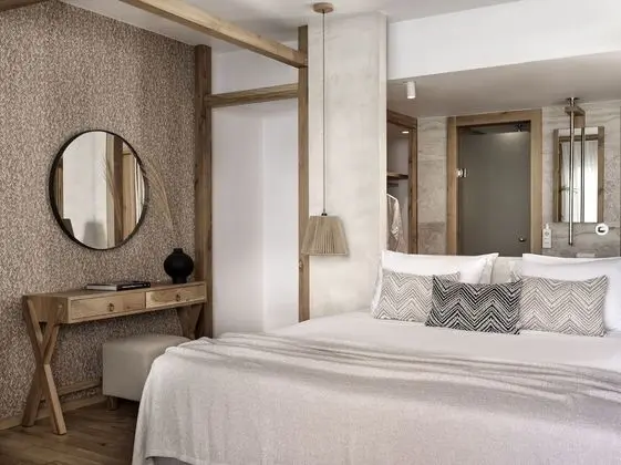 Premium Room Sharing Pool
