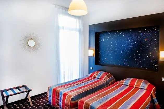 Tek Büyük Yataklı Oda