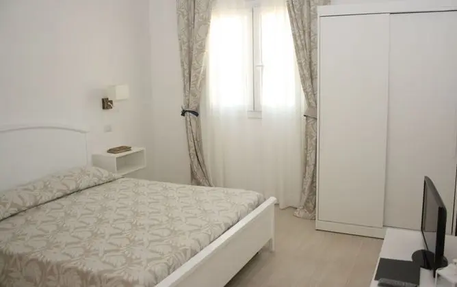 Family Oda, Havuz Manzaralı
