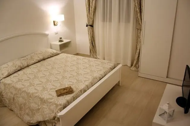 Superior Tek Büyük veya İki Ayrı Yataklı Oda, Havuz Manzaralı