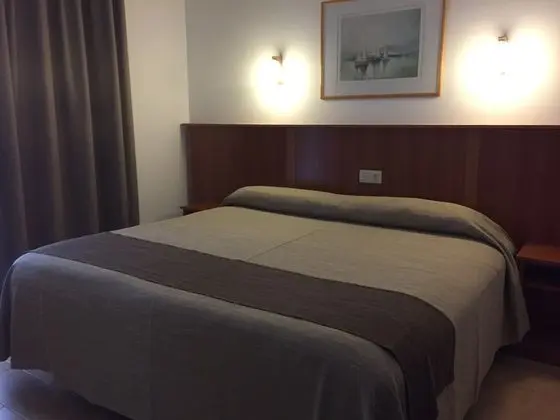 1 Çift Kişilik Veya 2 Tek Kişilik Yatak Standard