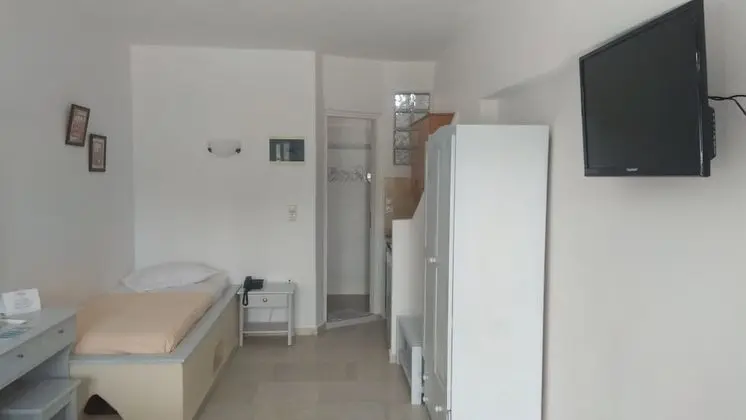 Economy Üç Kişilik Oda