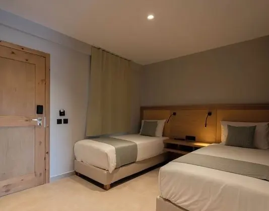 Family Suite Direct Access to Sharing Pool