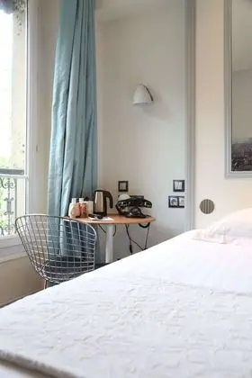 Classic Tek Büyük Yataklı Oda