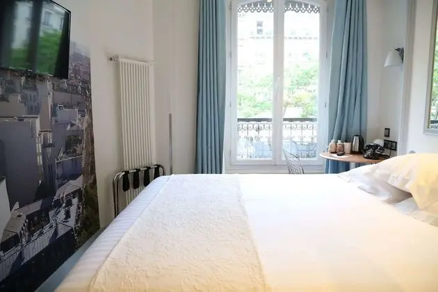 Classic Tek Büyük Yataklı Oda