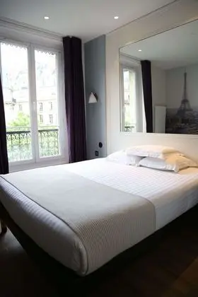 Classic Tek Büyük Yataklı Oda