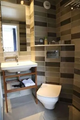 Classic Tek Büyük Yataklı Oda