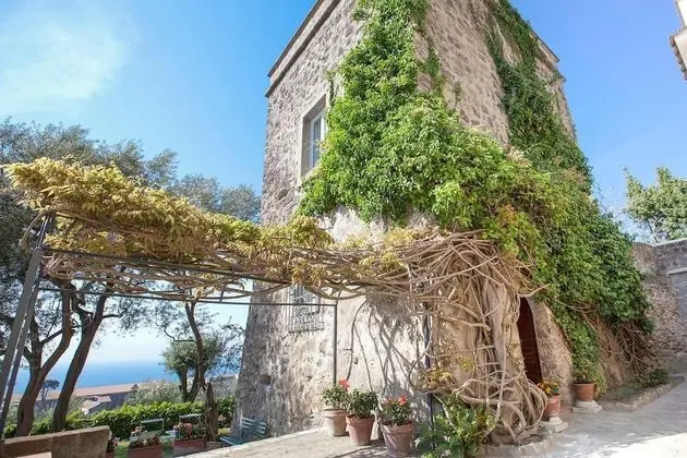 Villa, Sigara İçilebilir