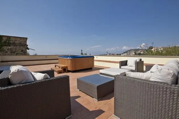 Villa, Sigara İçilebilir
