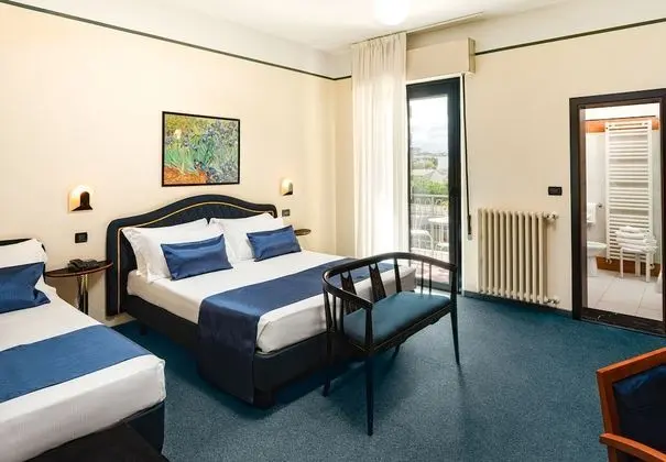 Superior Dört Kişilik Oda