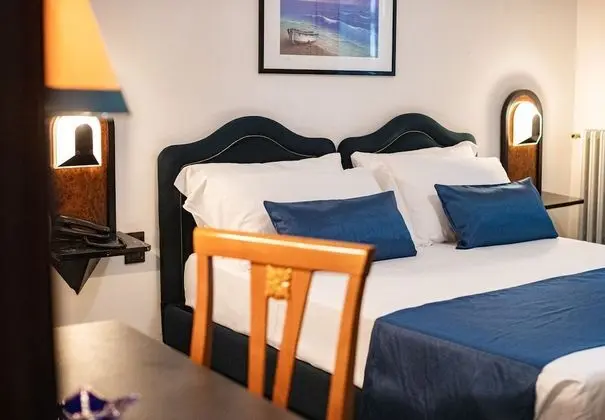 Superior Tek Büyük veya İki Ayrı Yataklı Oda