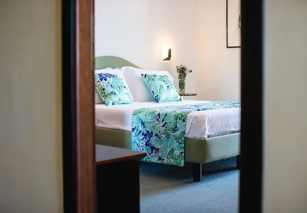 Superior Tek Büyük veya İki Ayrı Yataklı Oda