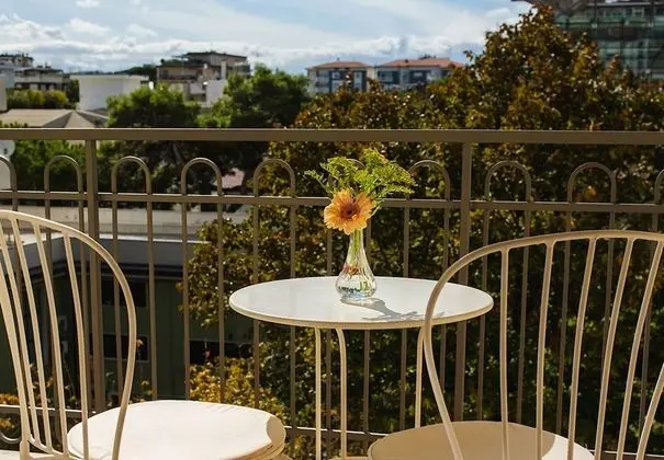 Superior Tek Büyük veya İki Ayrı Yataklı Oda