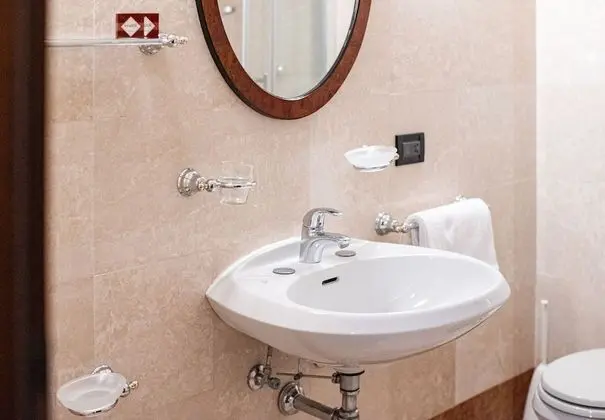 Superior Tek Büyük veya İki Ayrı Yataklı Oda