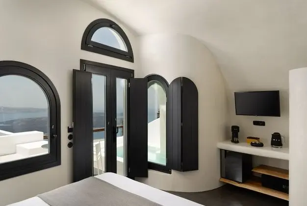 Rocca Cave with Caldera View & Outdoor Hot Tub