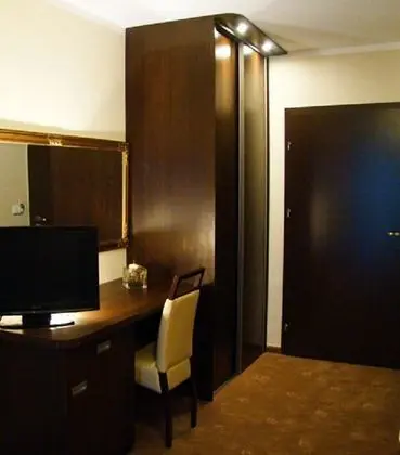 Tek Büyük veya İki Ayrı Yataklı Oda, Balkon