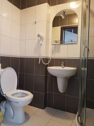 Tek Büyük veya İki Ayrı Yataklı Oda, Balkon