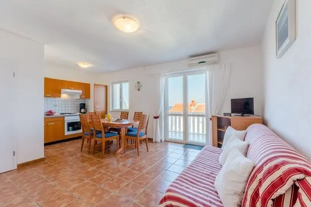 Apart Daire (Two Bedroom Apartment Carla)
