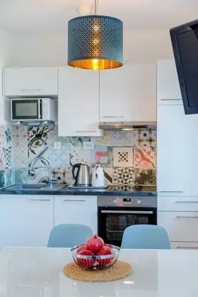 Apart Daire (Two Bedroom Apartment Stella)