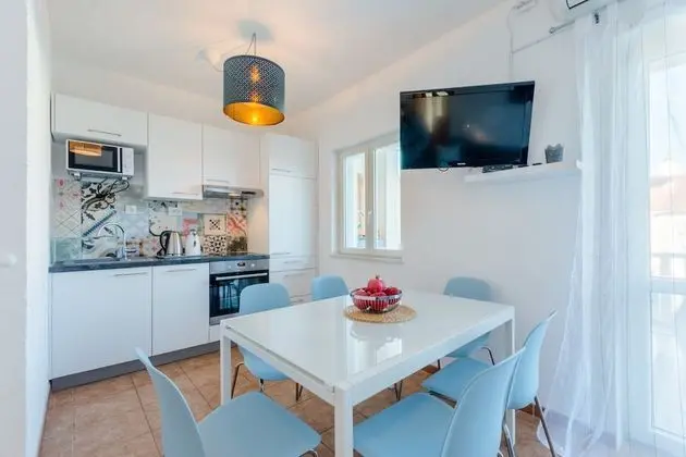 Apart Daire (Two Bedroom Apartment Stella)