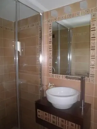 Economy Tek Büyük Yataklı Oda, Özel Banyo (External)