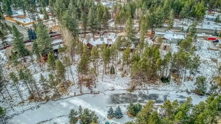 Ev, Birden Çok Yatak (The Stellar Cabins)