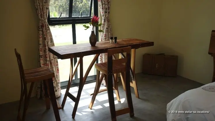 Deluxe Tek Büyük veya İki Ayrı Yataklı Oda, 1 Yatak Odası, Veranda, Bahçeli