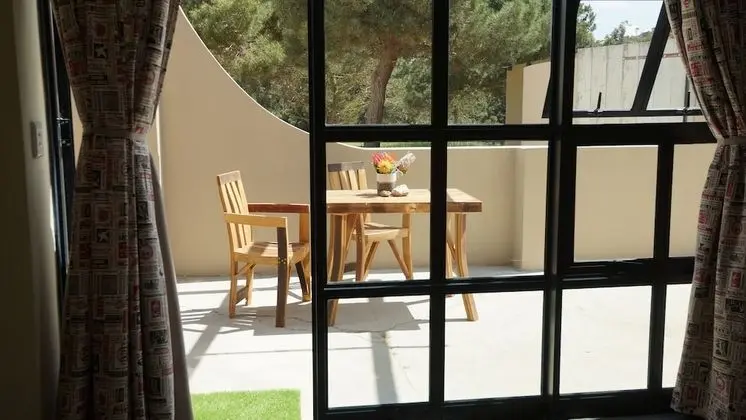 Deluxe Tek Büyük veya İki Ayrı Yataklı Oda, 1 Yatak Odası, Veranda, Bahçeli
