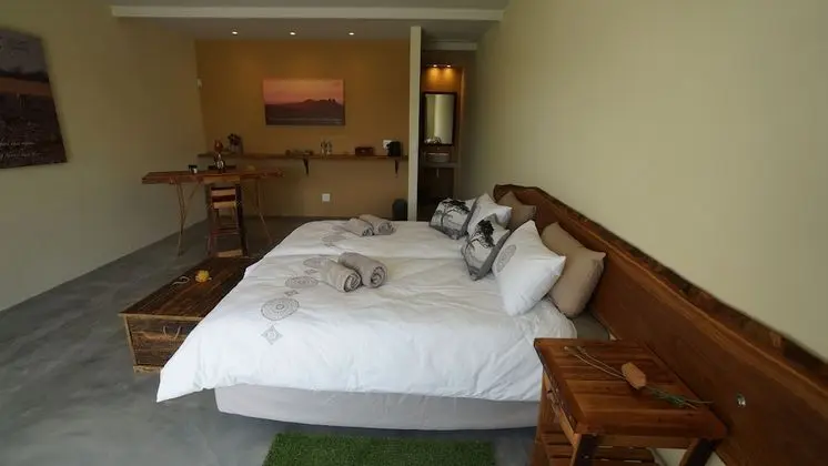 Deluxe Tek Büyük veya İki Ayrı Yataklı Oda, 1 Yatak Odası, Veranda, Havuz Kenarı