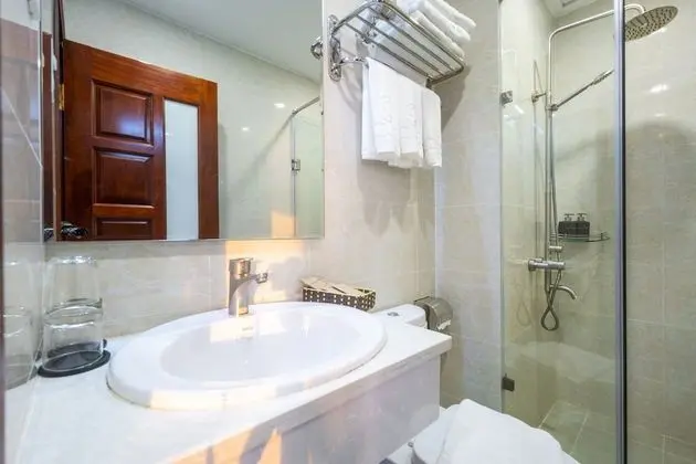 Deluxe Tek Büyük veya İki Ayrı Yataklı Oda, Sigara İçilmez, Deniz Manzaralı
