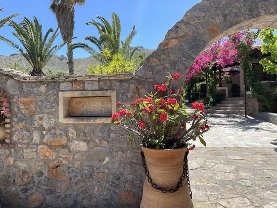 Tek Büyük veya İki Ayrı Yataklı Oda, Balkon