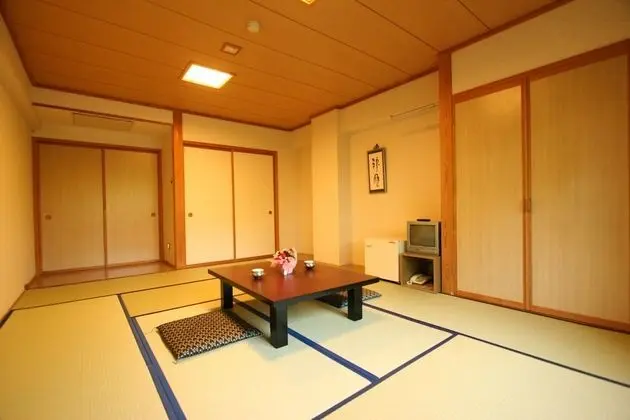 Traditional Oda, Sigara İçilmez, Ortak Banyo (Japanese-Style)