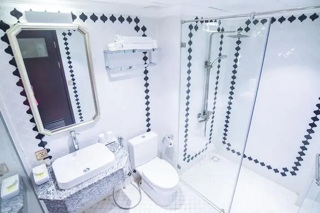 Street View Balcony Suite