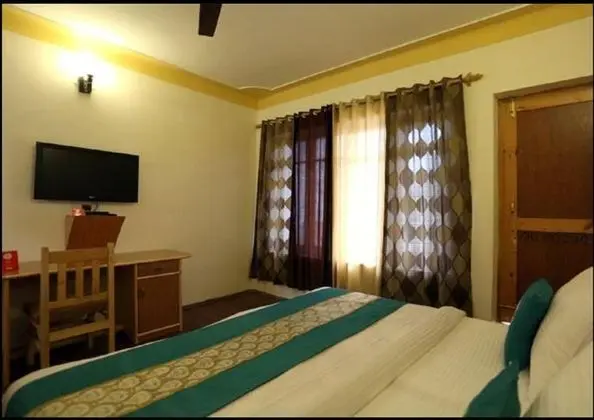 Deluxe Tek Büyük Yataklı Oda, 1 Çift Kişilik Yatak, Sigara İçilmez