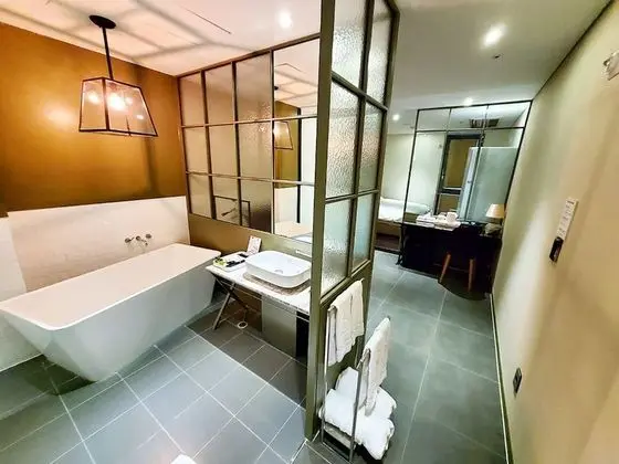 Superior Tek Büyük Yataklı Oda