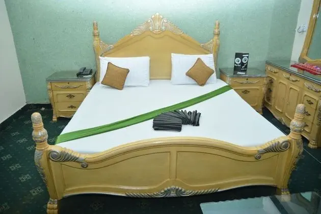 Tek Büyük Yataklı Oda (Budget)