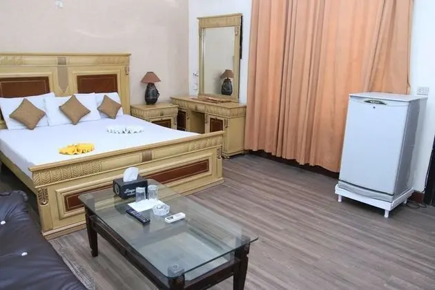 Tek Büyük Yataklı Oda (Budget)