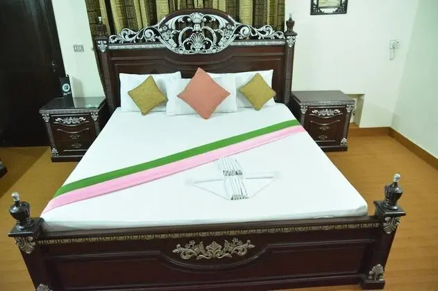 Tek Büyük Yataklı Oda (Budget)